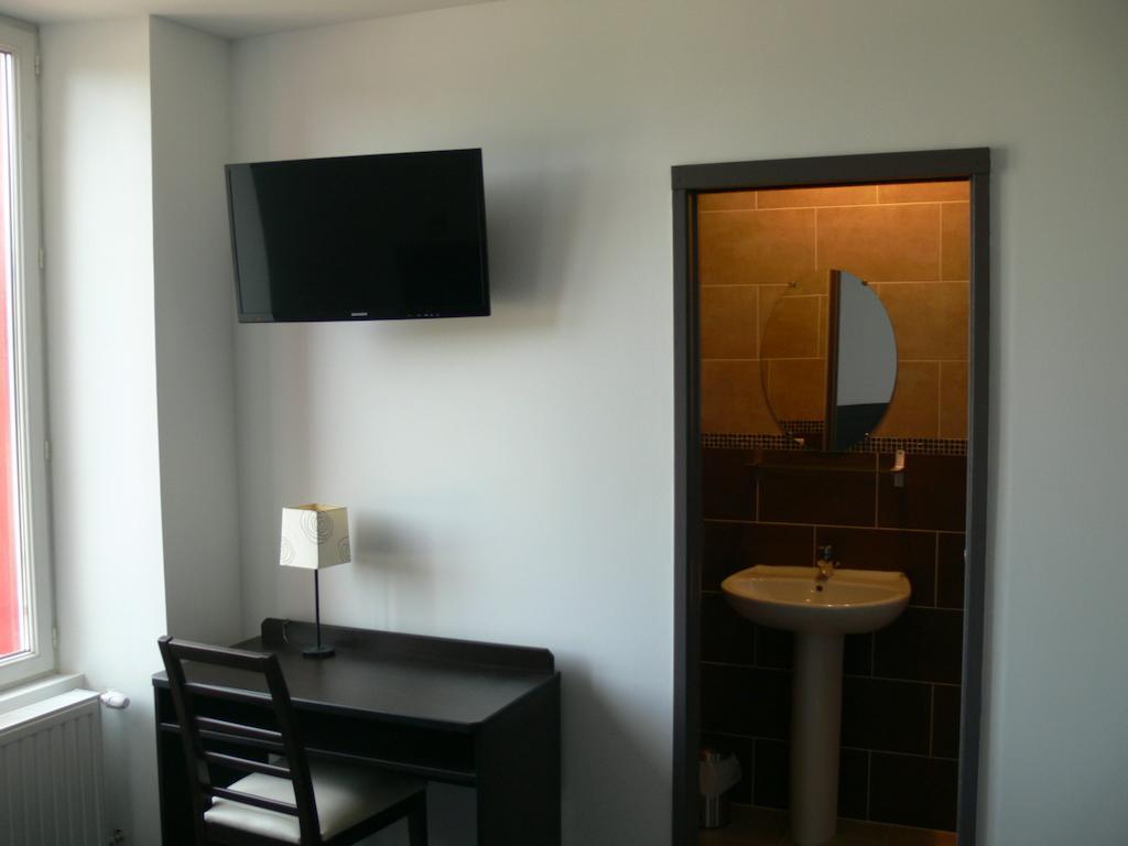 Hotel Le Saint Julien Bagian luar foto