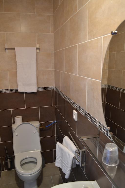 Hotel Le Saint Julien Bagian luar foto